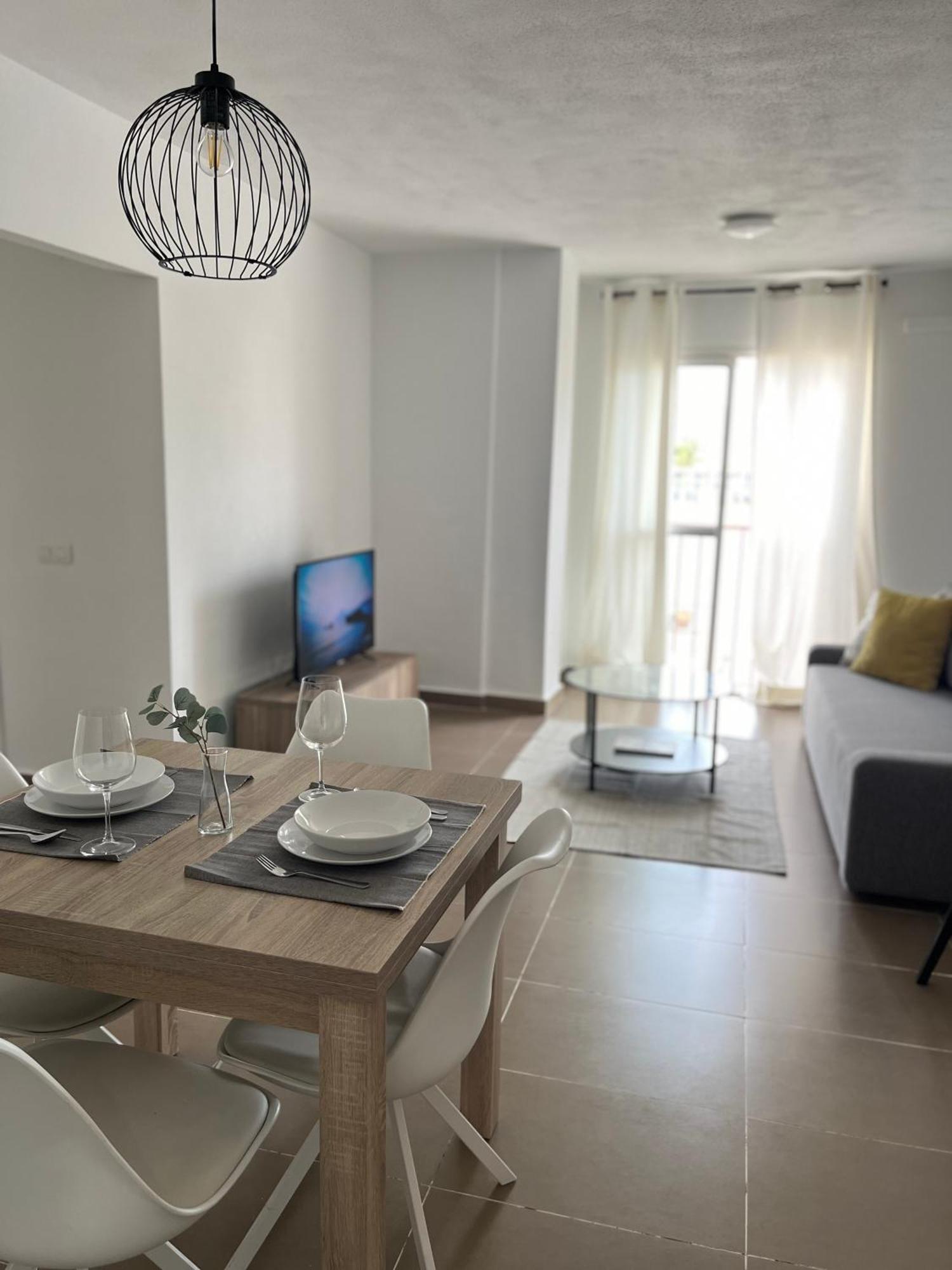 Malaga Prime Location - Stylish Apartment With Free Wifi, Free Parking, Steps From The Historic Center المظهر الخارجي الصورة