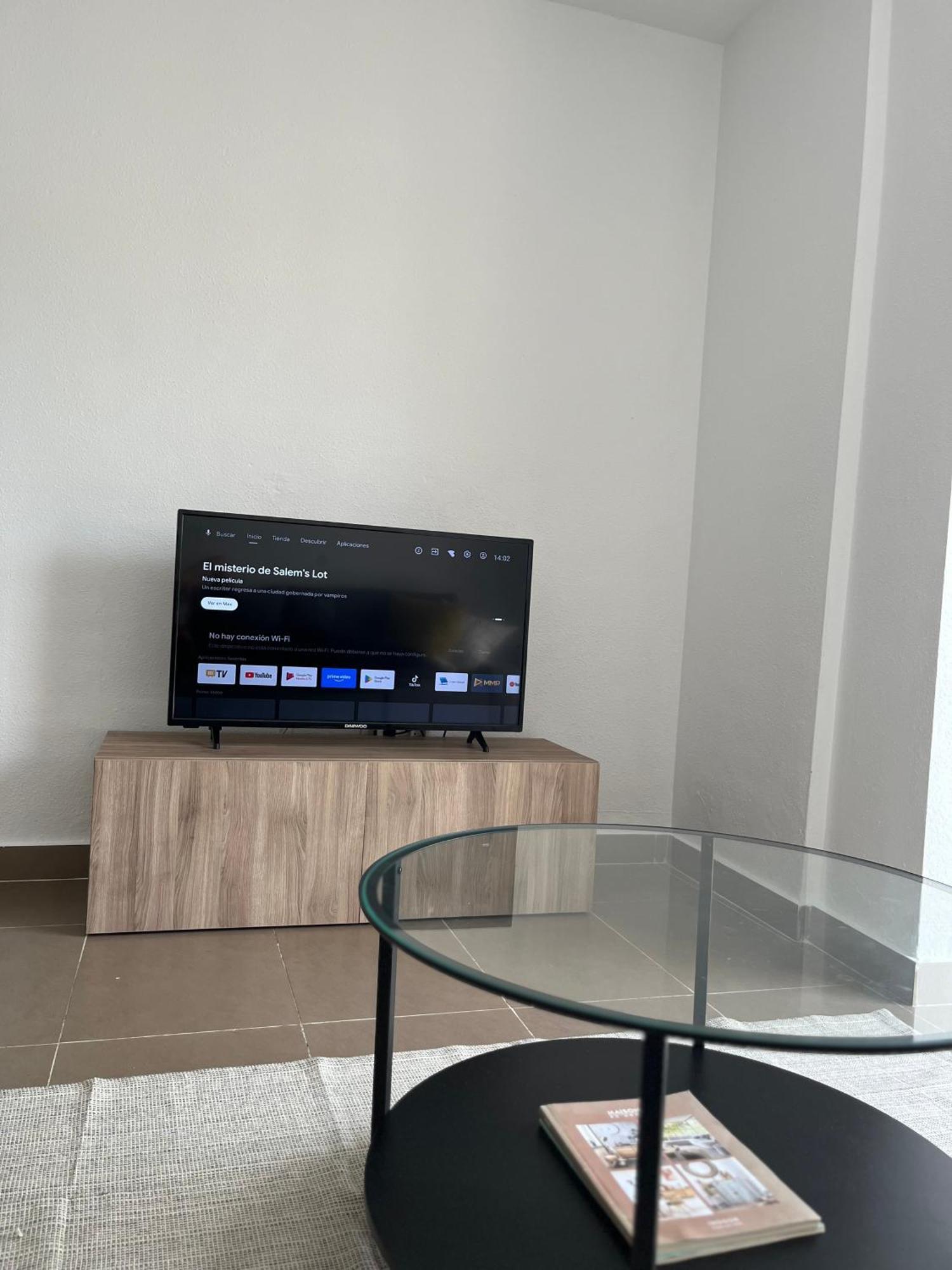 Malaga Prime Location - Stylish Apartment With Free Wifi, Free Parking, Steps From The Historic Center المظهر الخارجي الصورة